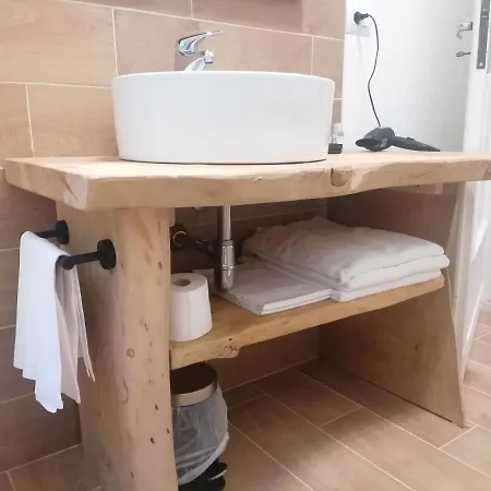 Casa Delle Guardie Bed & Breakfast *